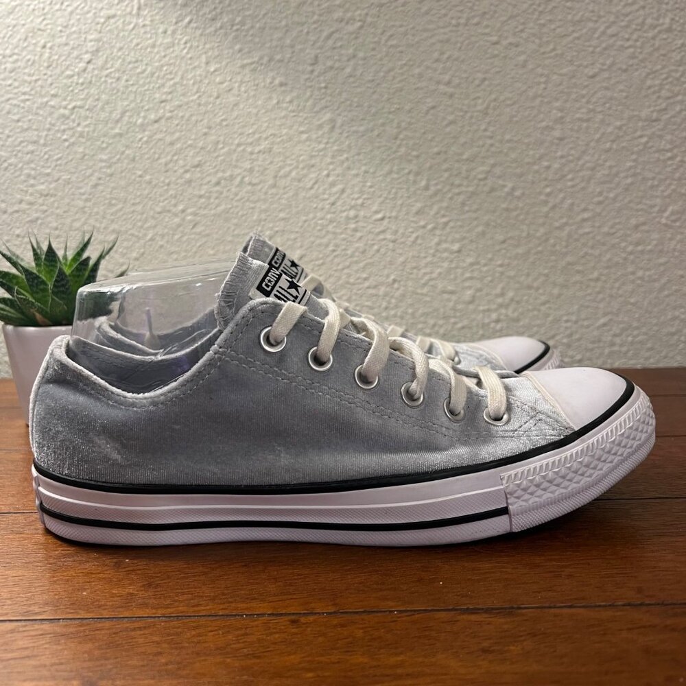 Converse Chuck Taylor All Star OX Velvet Sneakers Gray & White Sz Women's 9
